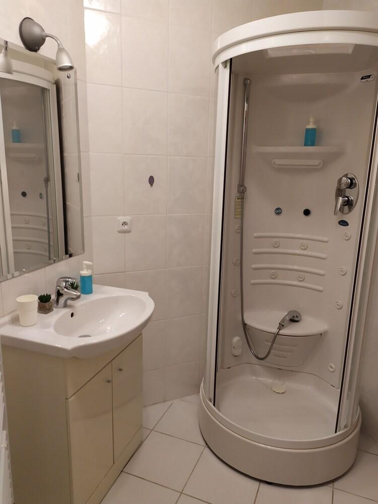 Kate & Jenny - Two-Level Apartment In The Old Town Pozsony Kültér fotó
