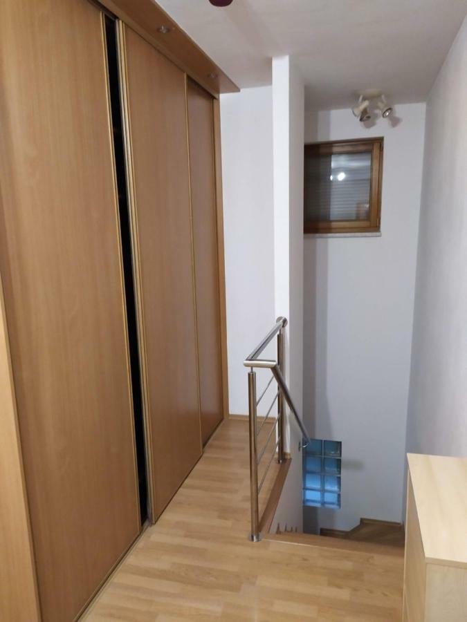 Kate & Jenny - Two-Level Apartment In The Old Town Pozsony Kültér fotó